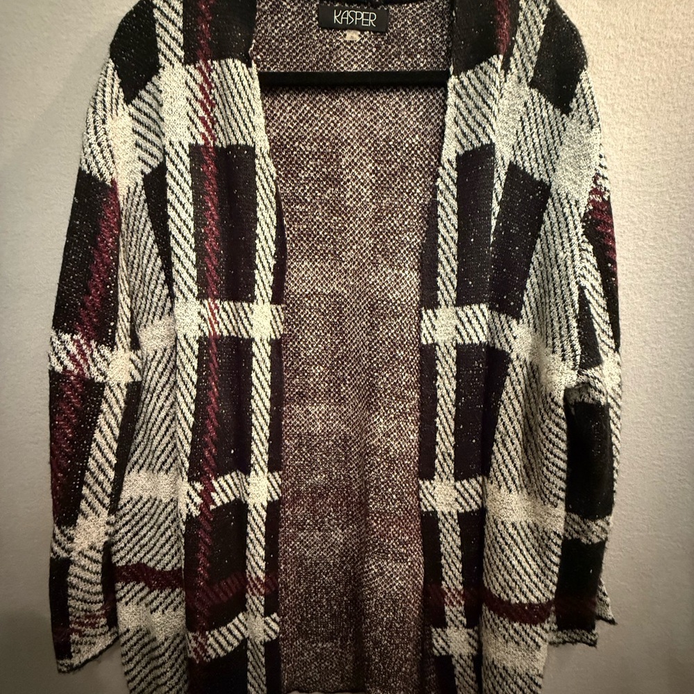 Kasper Black and White Cardigan Sweater Cozy Plaid Design